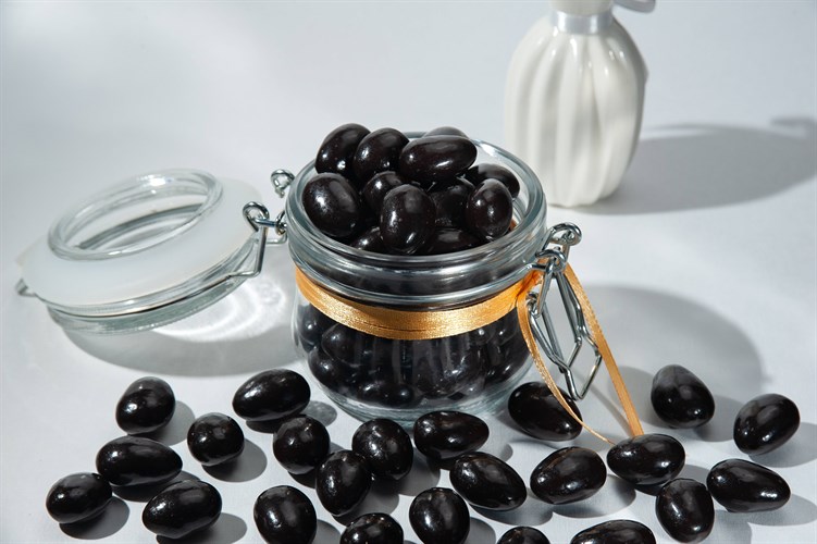 Миндаль в шоколадной глазури от производителя — купить оптом по ...